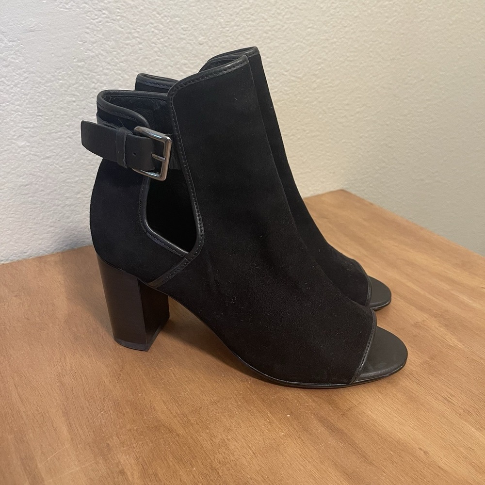 Donald J Pliner Itara Peep Toe Ankle Bootie Suede Leather Black Zipper Size 6